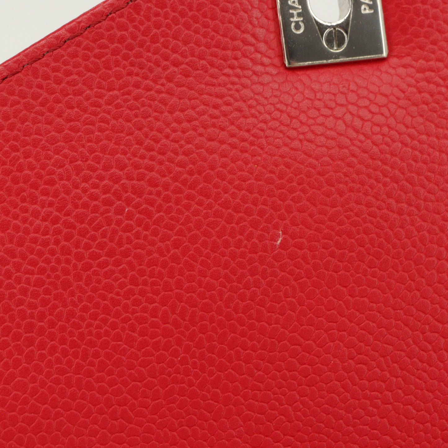 Caviar Skin V Stitch Matelasse S Flap W Chain Shoulder Bag Red Silver Metal Fittings 23 Series