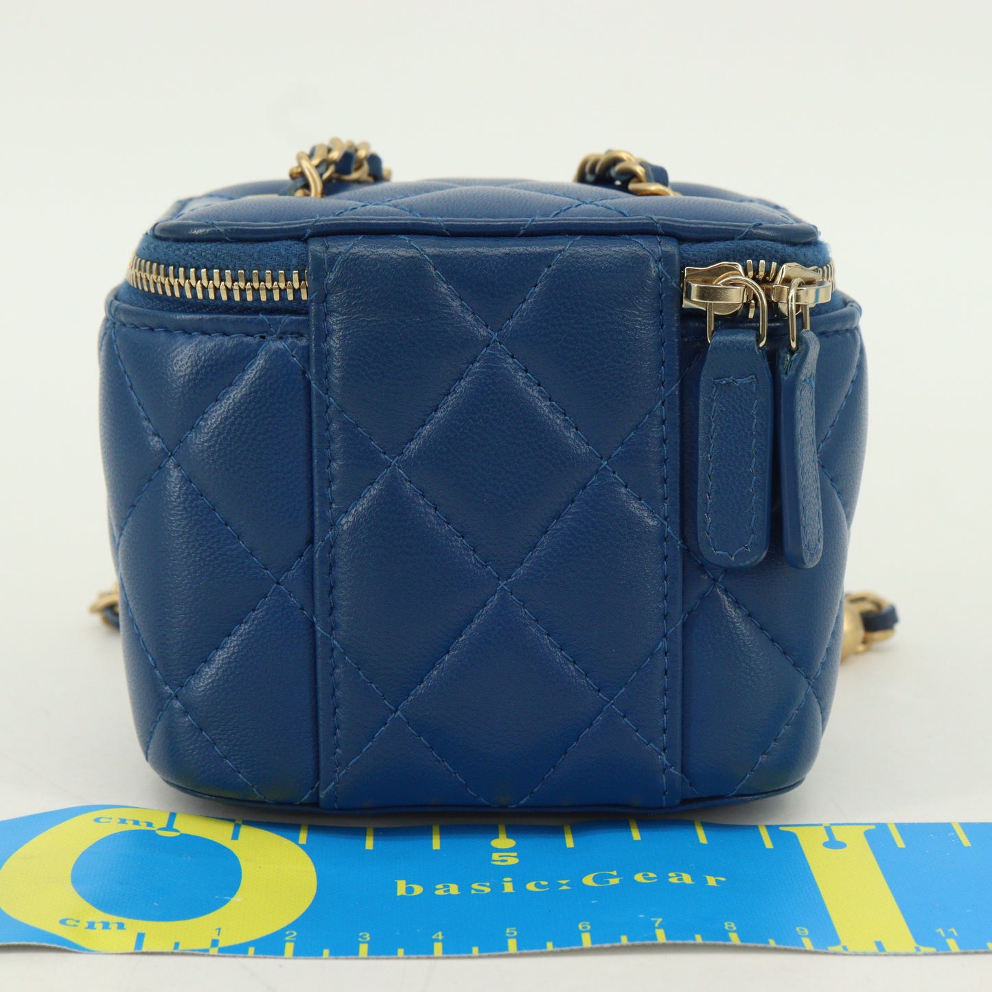 Lambskin Mini Vanity Chain Shoulder Bag Blue G Metal Fittings 30 Series