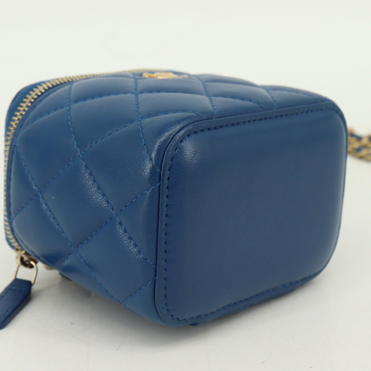 Lambskin Mini Vanity Chain Shoulder Bag Blue G Metal Fittings 30 Series