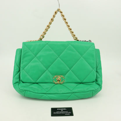 Lambskin Chanel 19 2-way chain shoulder bag, green, multi-metal fittings, 29th series