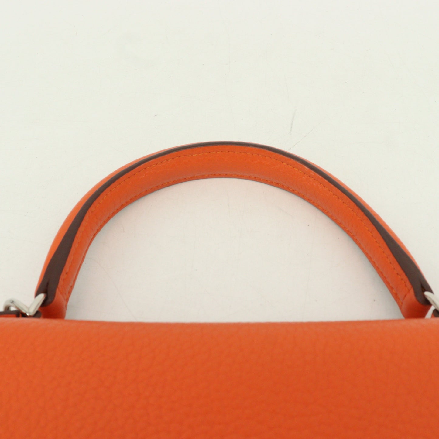 Taurillon Clemence Kelly 28 Orange SV hardware □R stamp