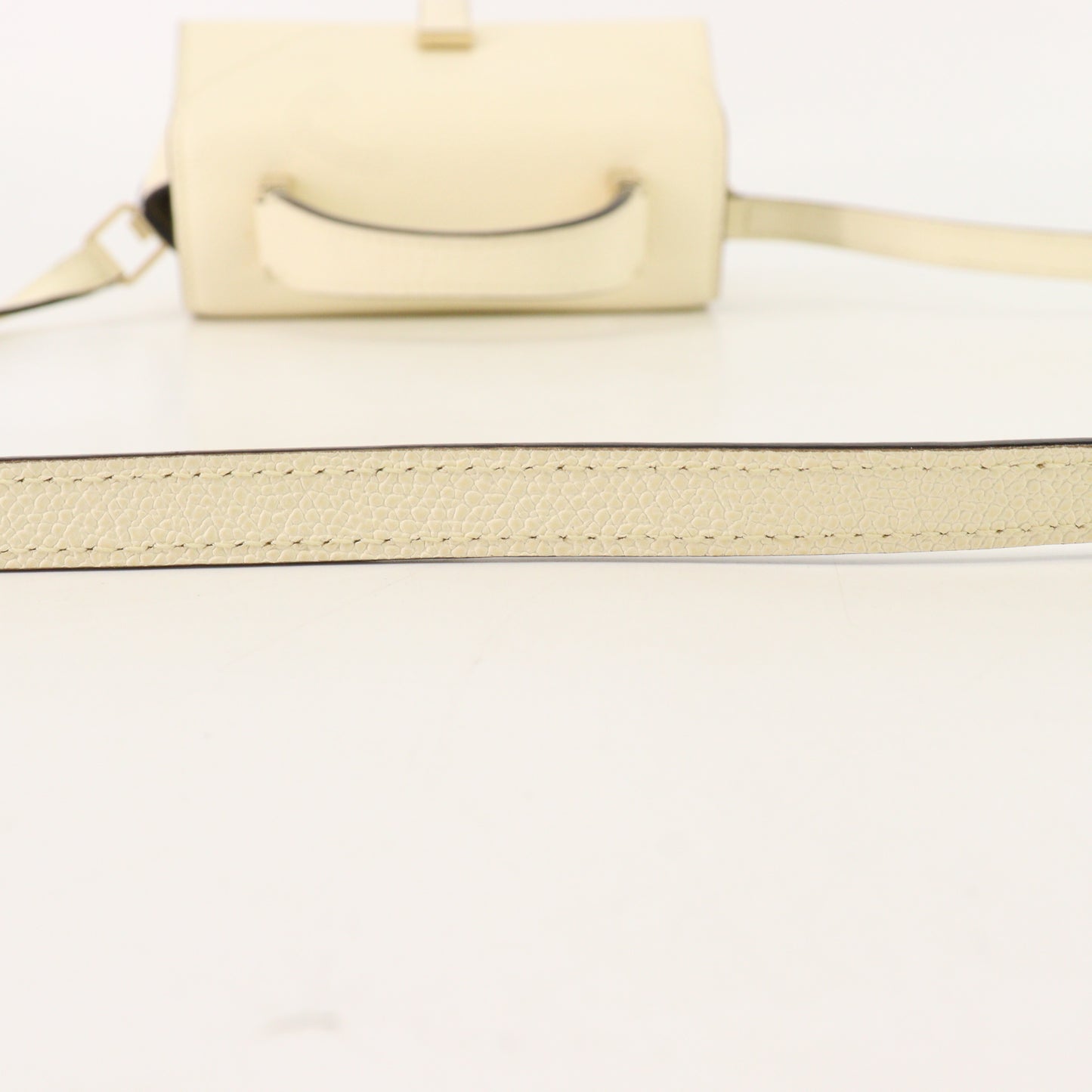 Leather Micro Iside White