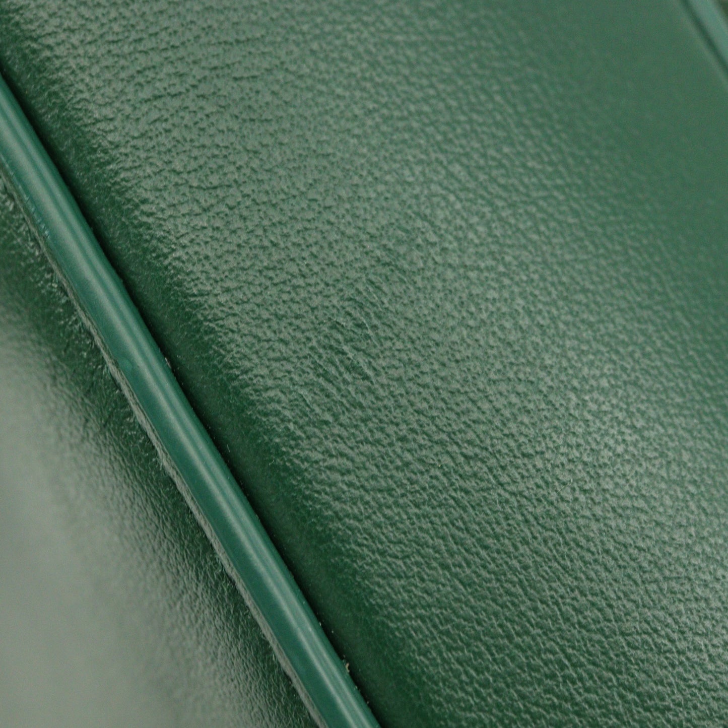 Oblique Leather Shoulder Bag Green