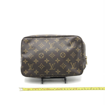 Louis Vuitton Monogram Trousse Toilette 23