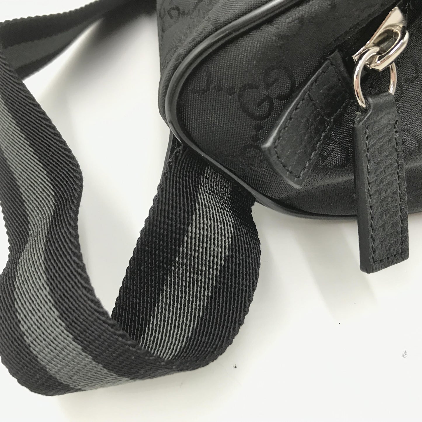 Gucci Ophidia GG Supreme Belt Bag