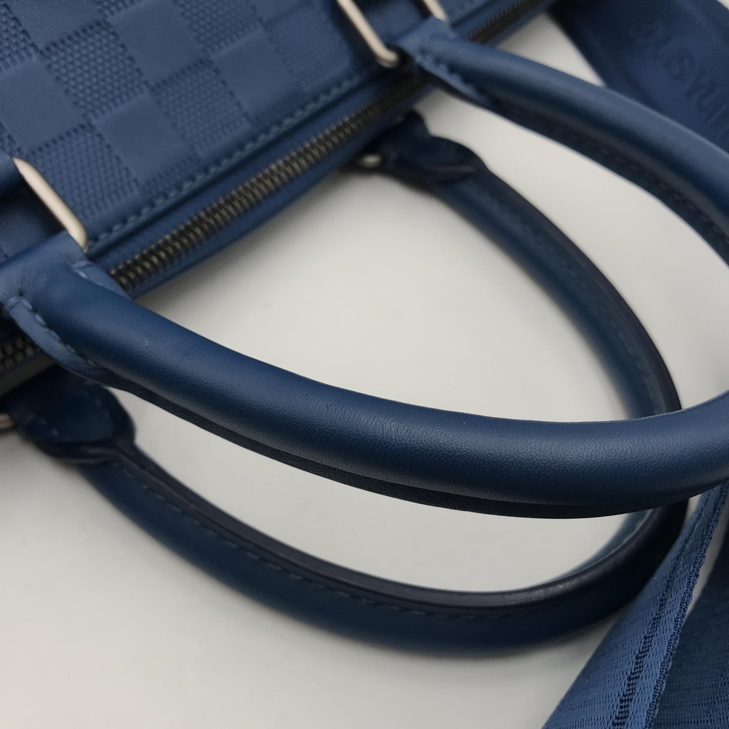 Louis Vuitton Damier Infini Porte-Documents Jour Neptune