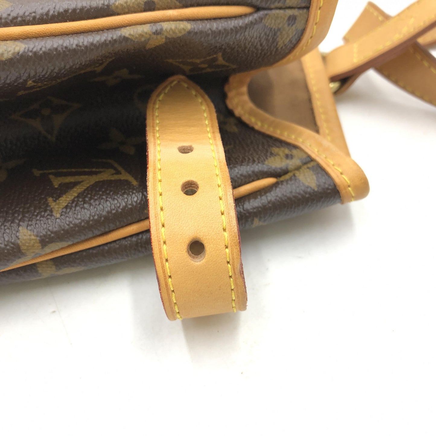 Louis Vuitton Batignolles Horizontal Monogram Canvas