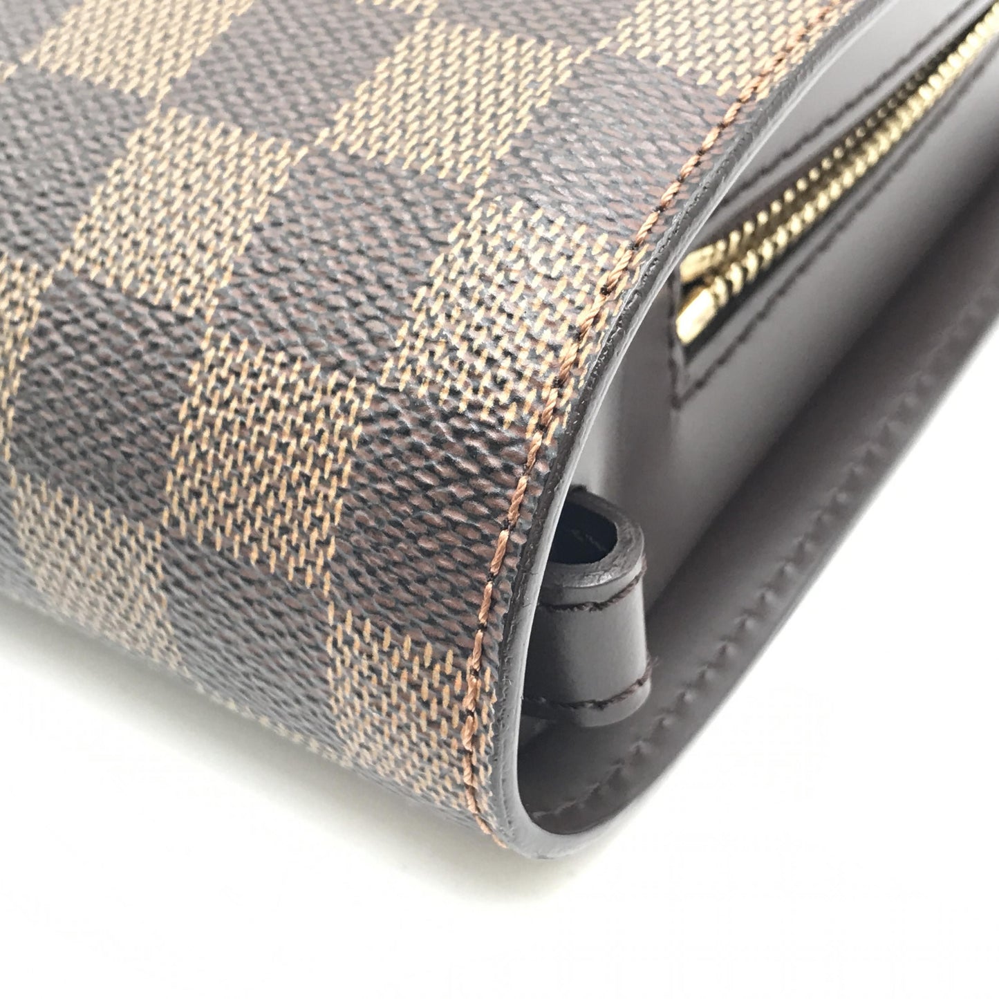 Louis Vuitton Damier Ebene Saint Clutch