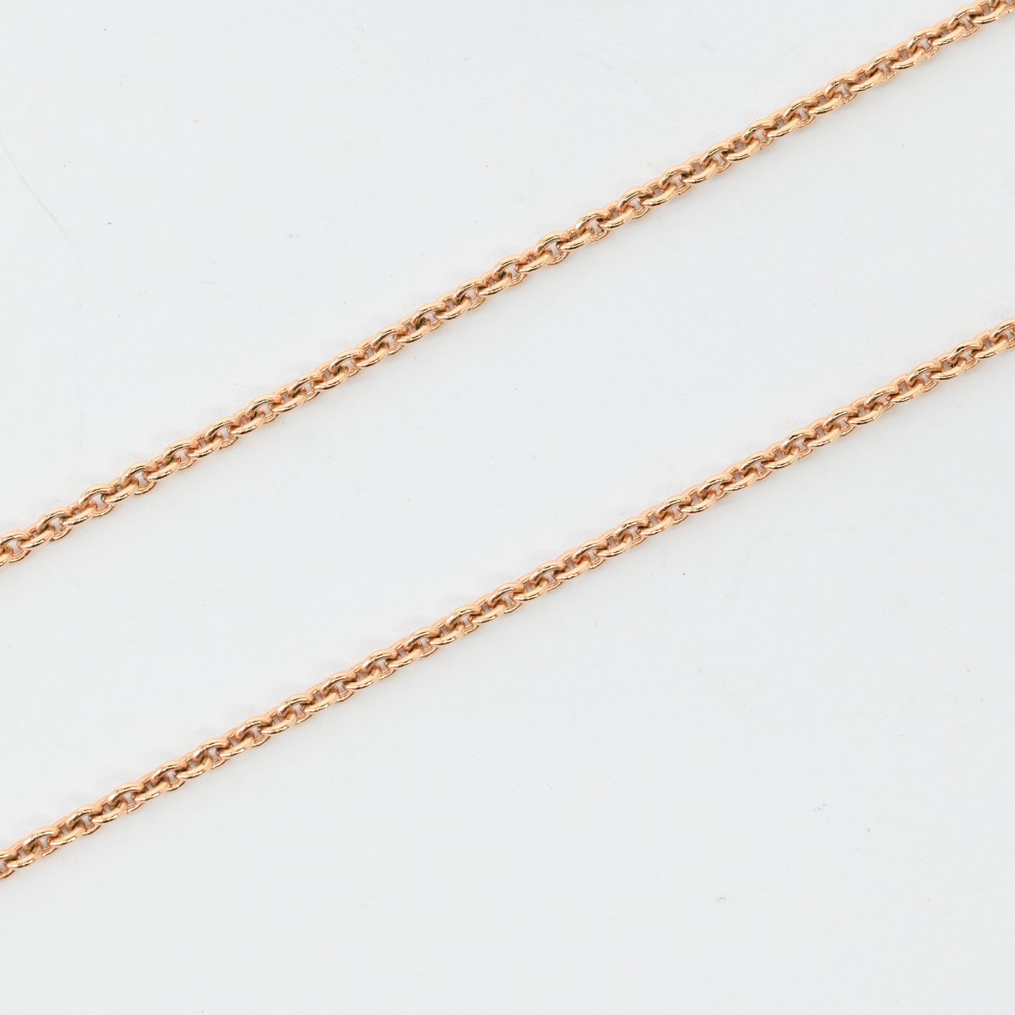 Essential V Necklace in Rose Gold