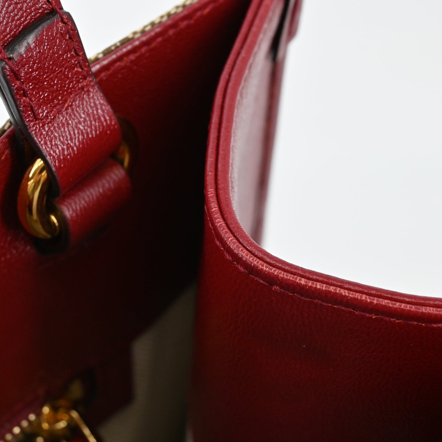 GG canvas horsebit tote in red