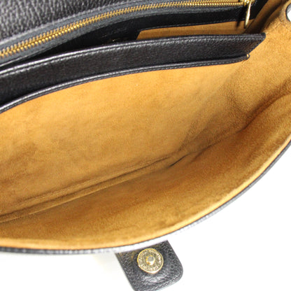 Leather one-shoulder bag in black