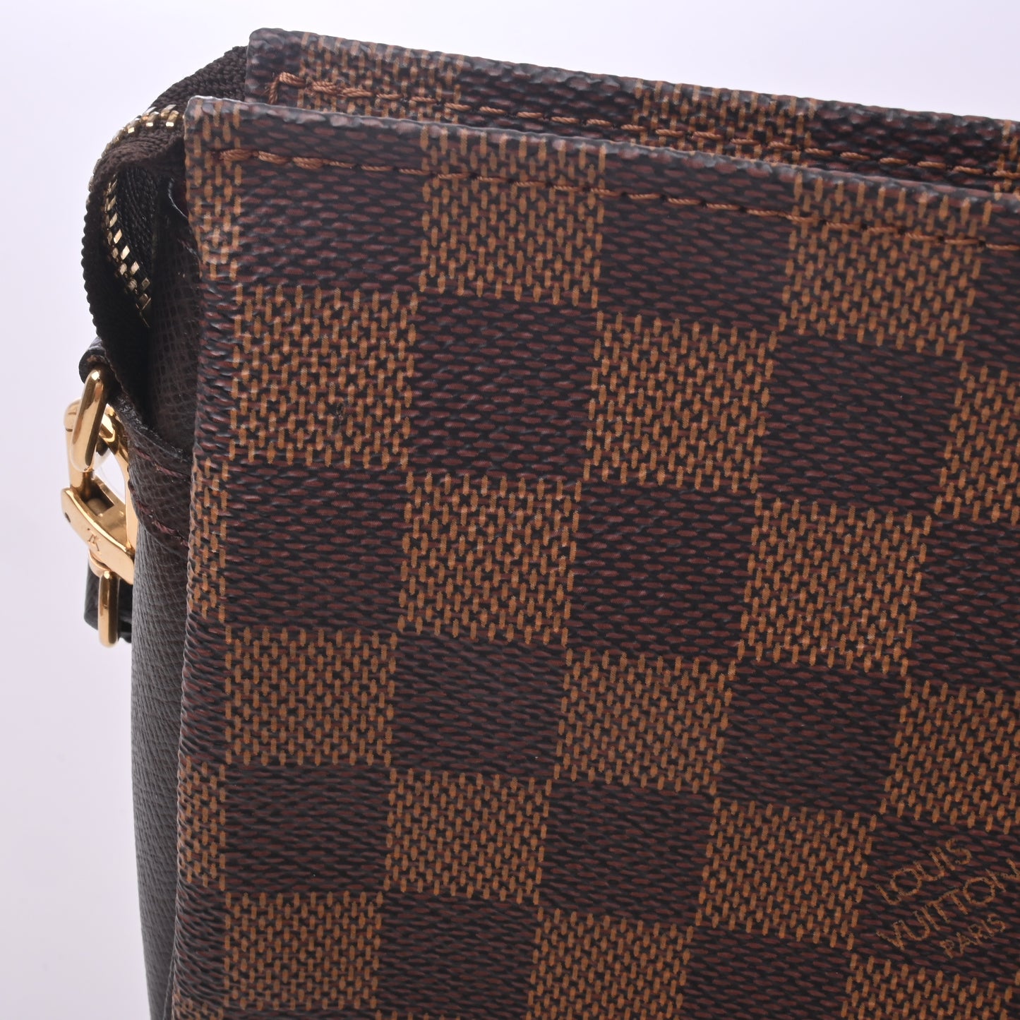 Damier Truth Makeup SP0999