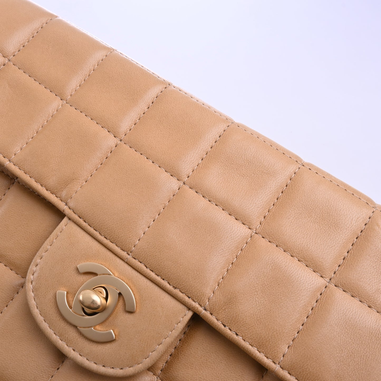 Leather Chocolate Bar Chain Shoulder Bag Beige G Metal Fittings Series 6