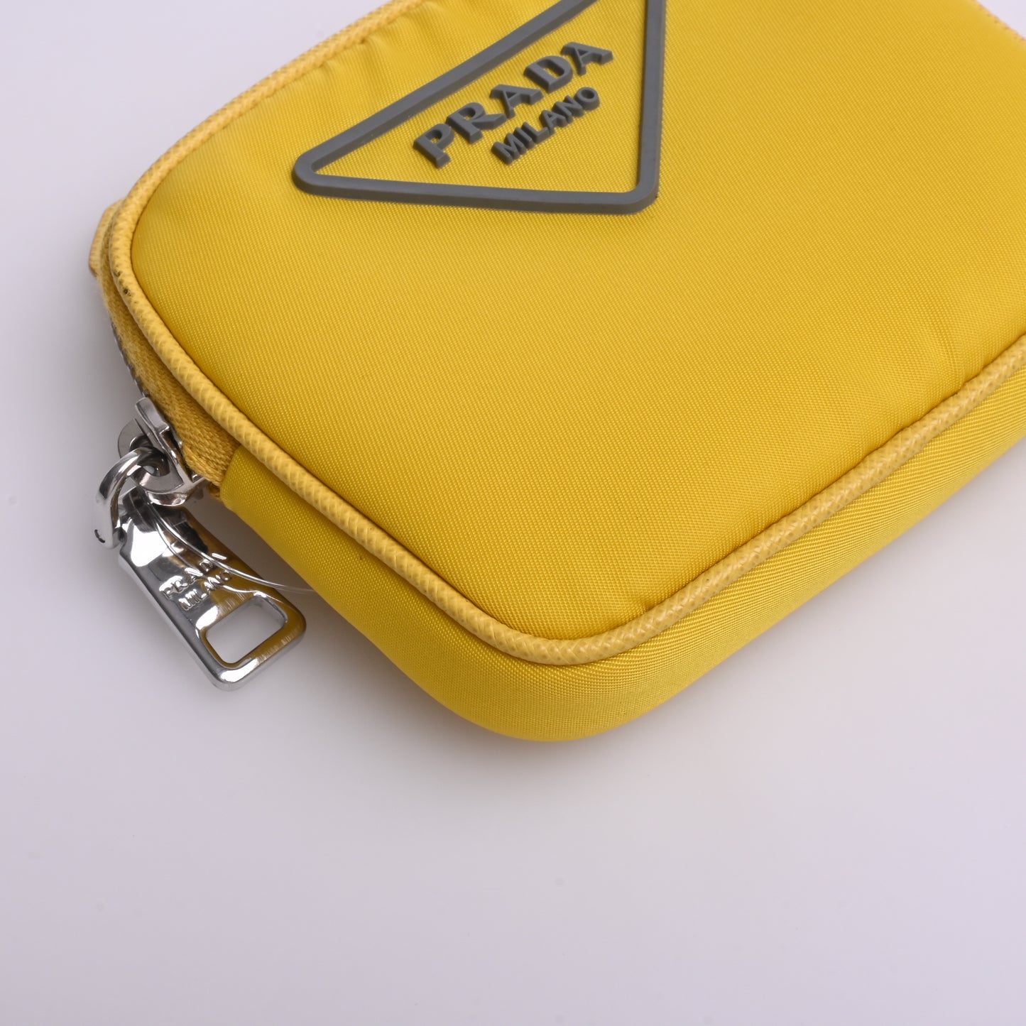 Iconic Nylon Multi Case Yellow