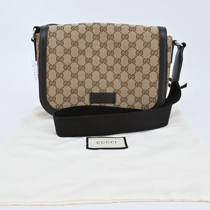 GG canvas shoulder bag