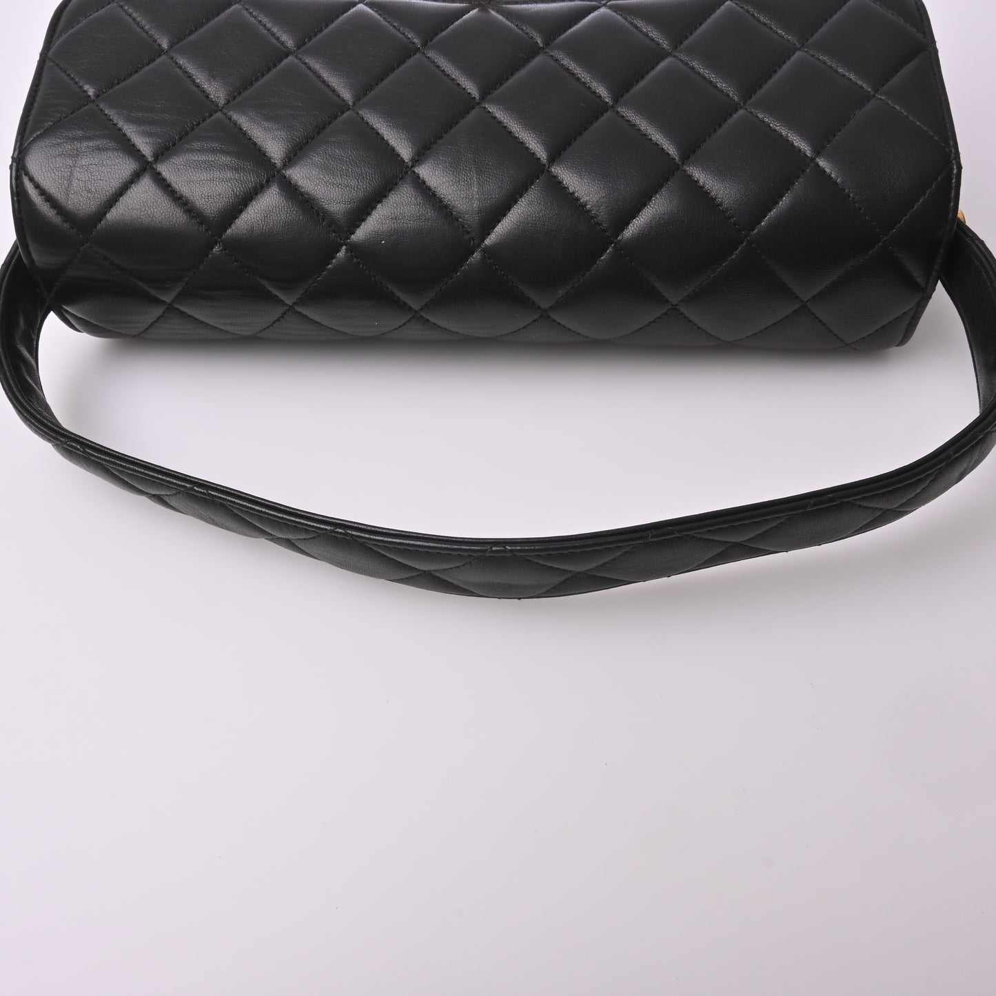 Lambskin Matelasse Hand Black G Hardware 4th Series