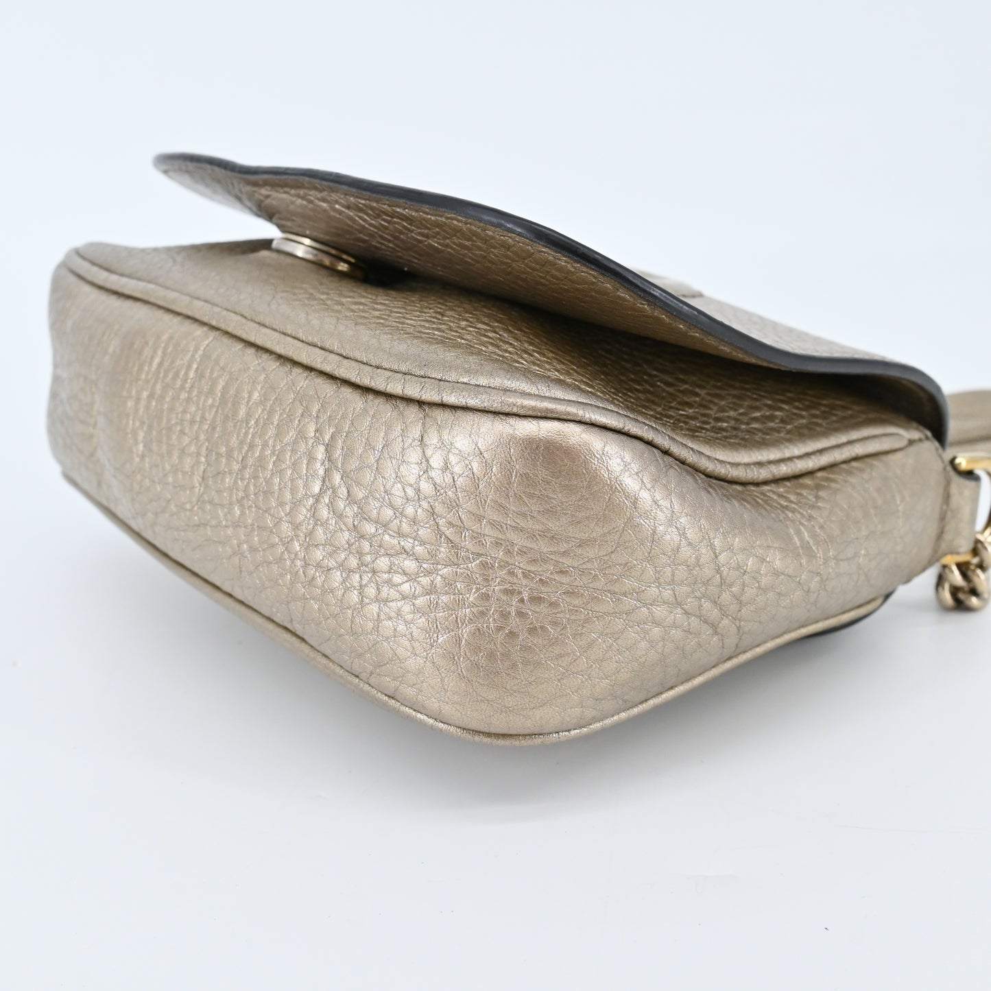 Interlocking G Soho Shoulder Bag in Gold