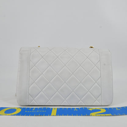 Lambskin Matelasse Chain Shoulder Bag White G Metal Fittings No Seal