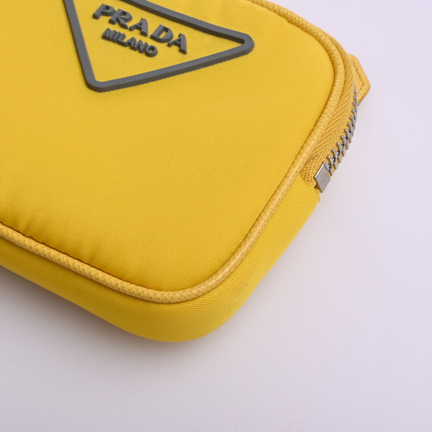 Iconic Nylon Multi Case Yellow