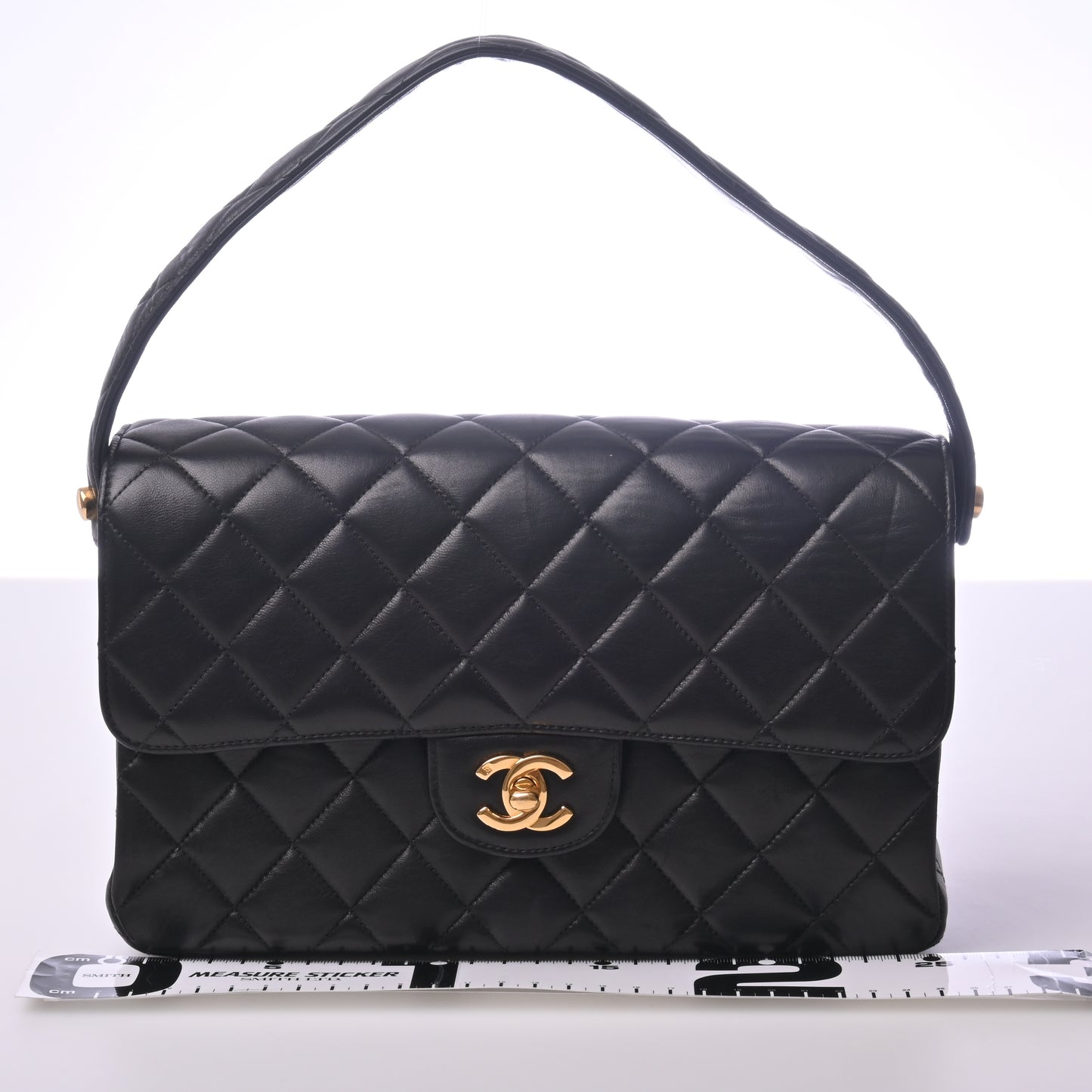 Lambskin Matelasse Hand Black G Hardware 4th Series