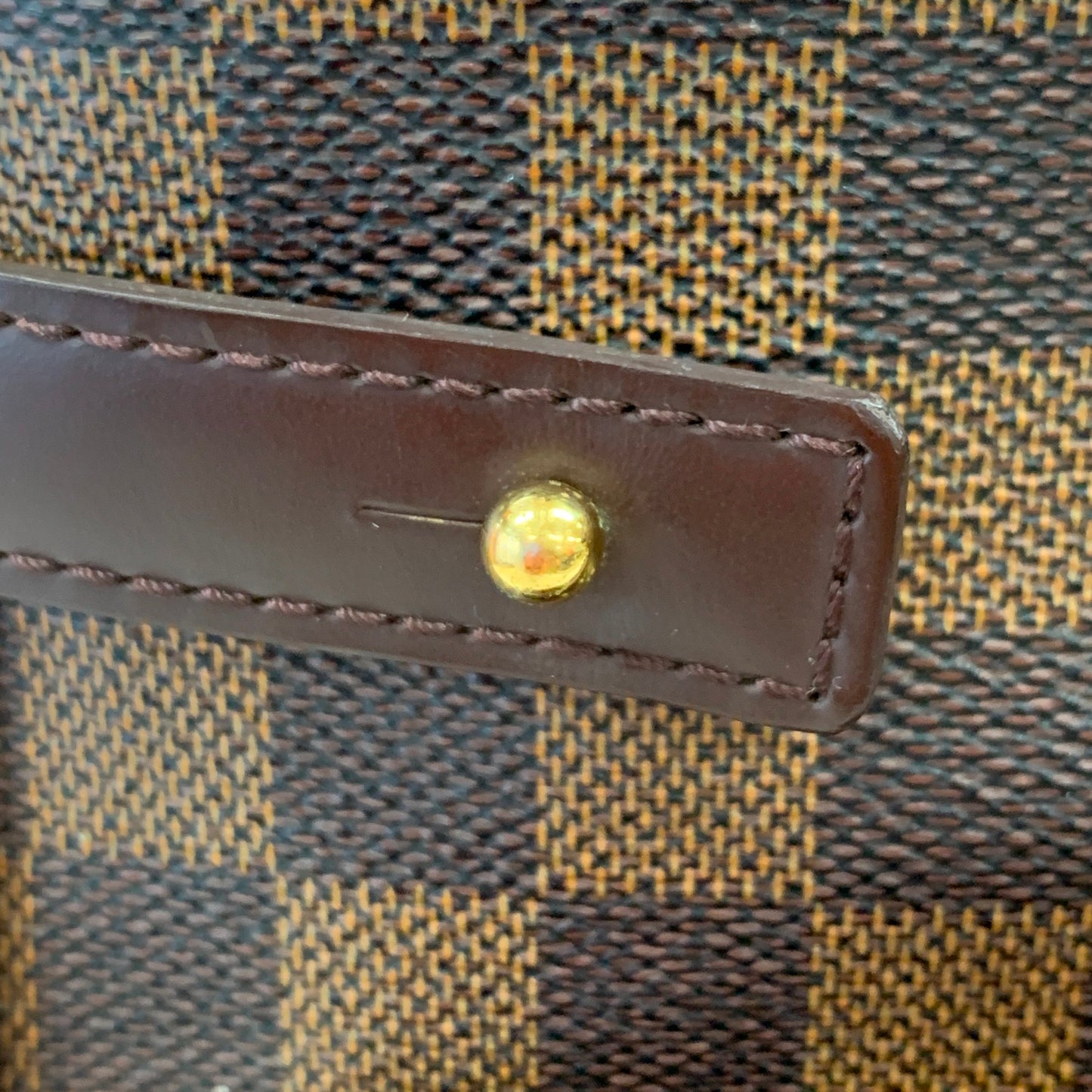 Damier Ebene Uzes