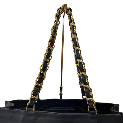 CC Logo Chain Tote Bag