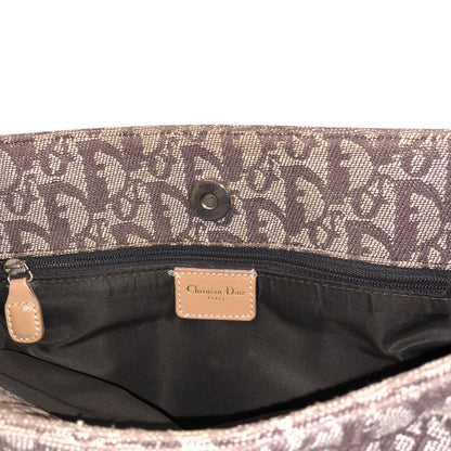 Vertical Trotter Tote