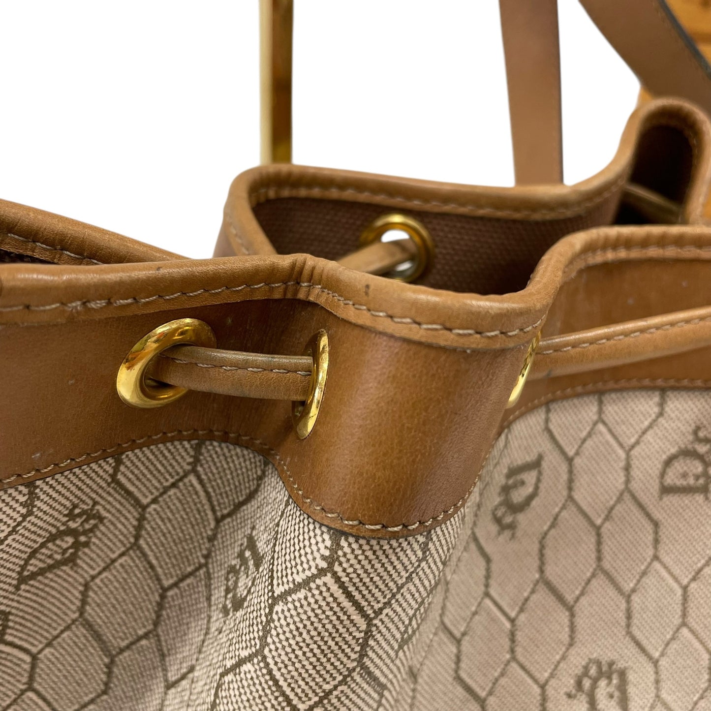 Honeycomb Bucket Bag