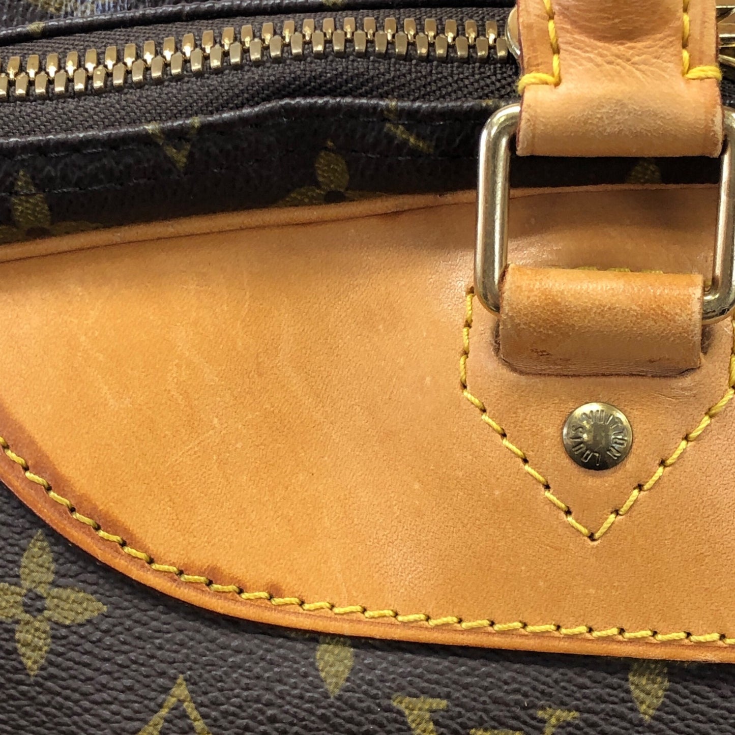 Monogram Alize Trois Poches