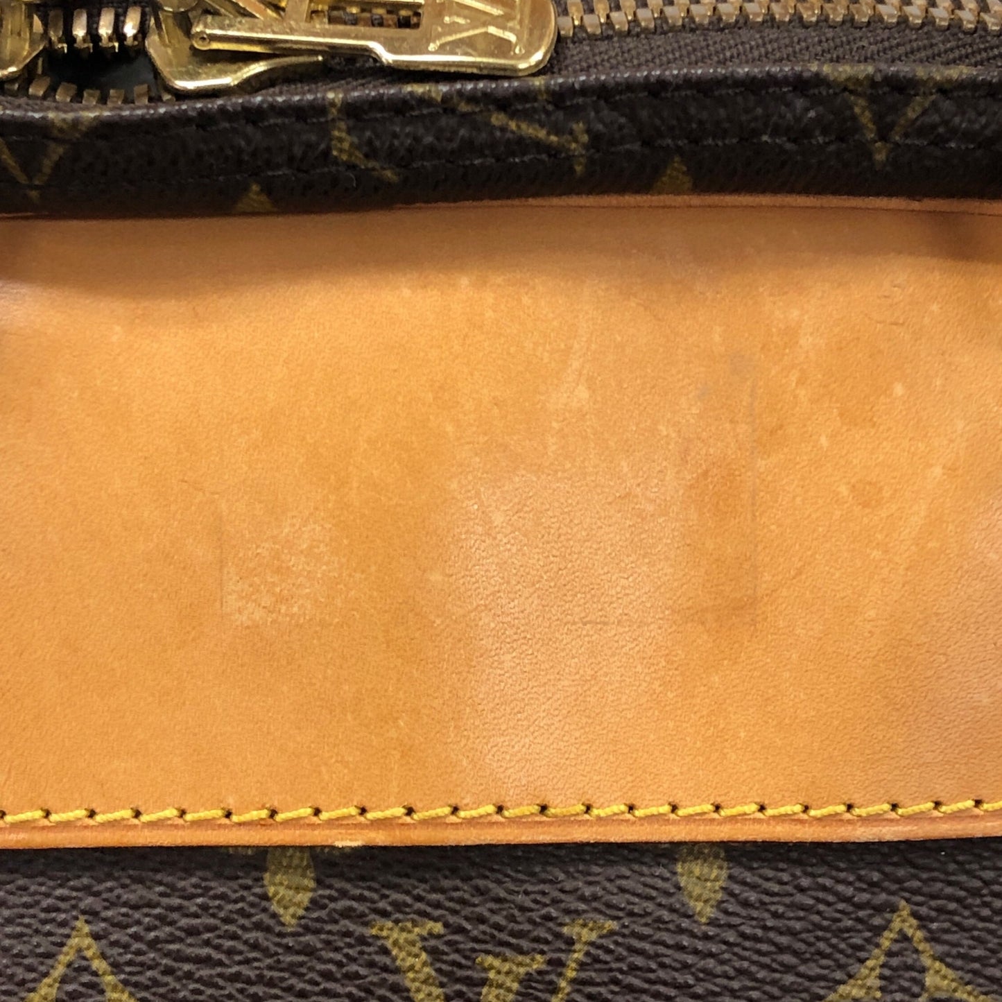 Monogram Alize Trois Poches