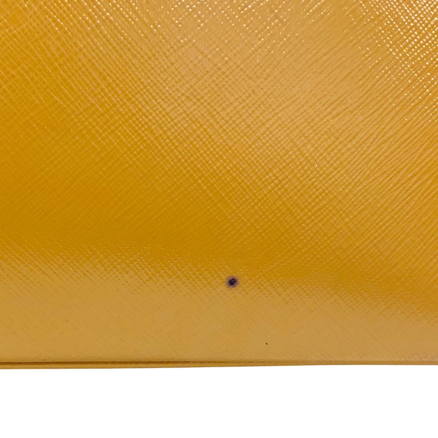 Saffiano Lux