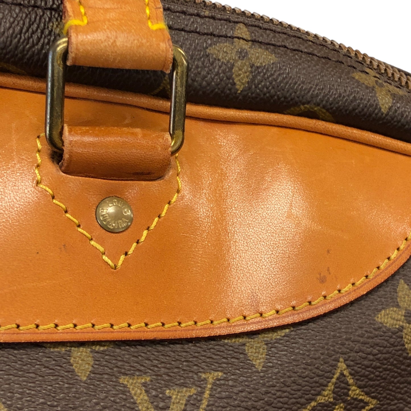 Monogram Alize 1 Poche