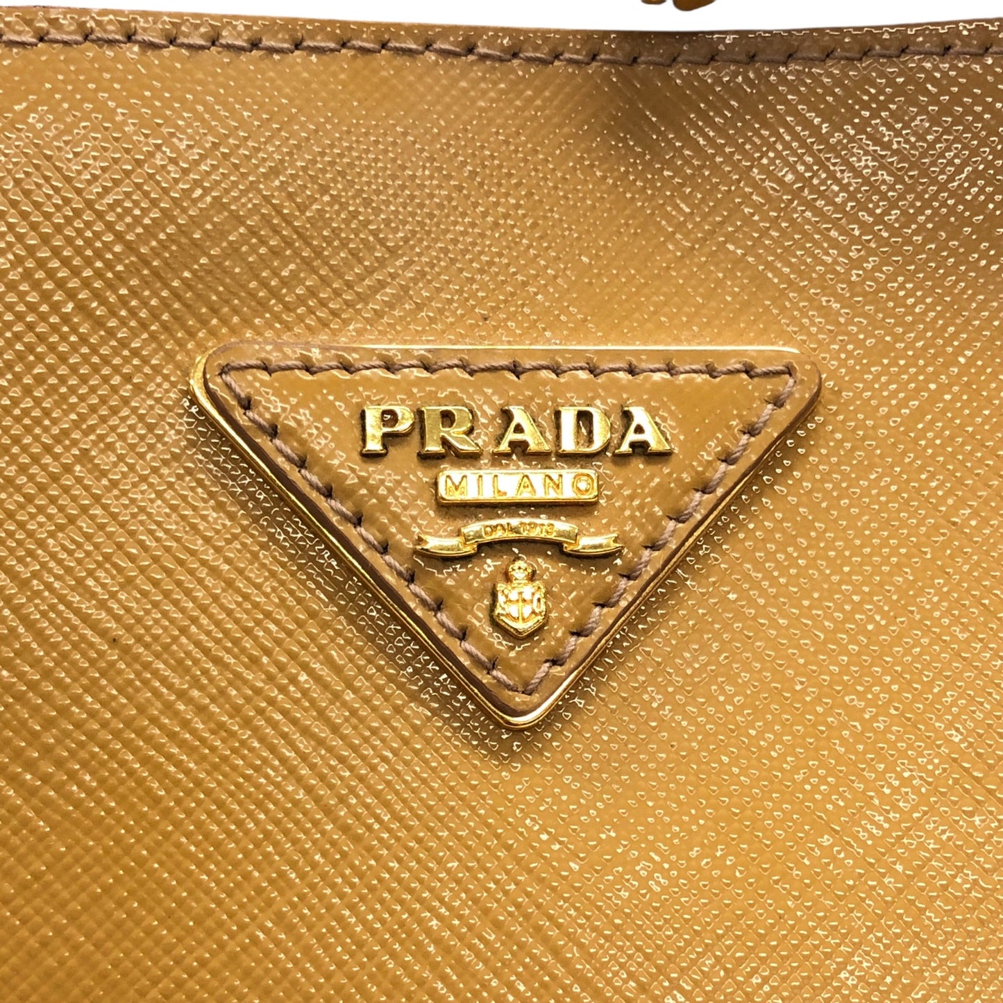 Saffiano Lux