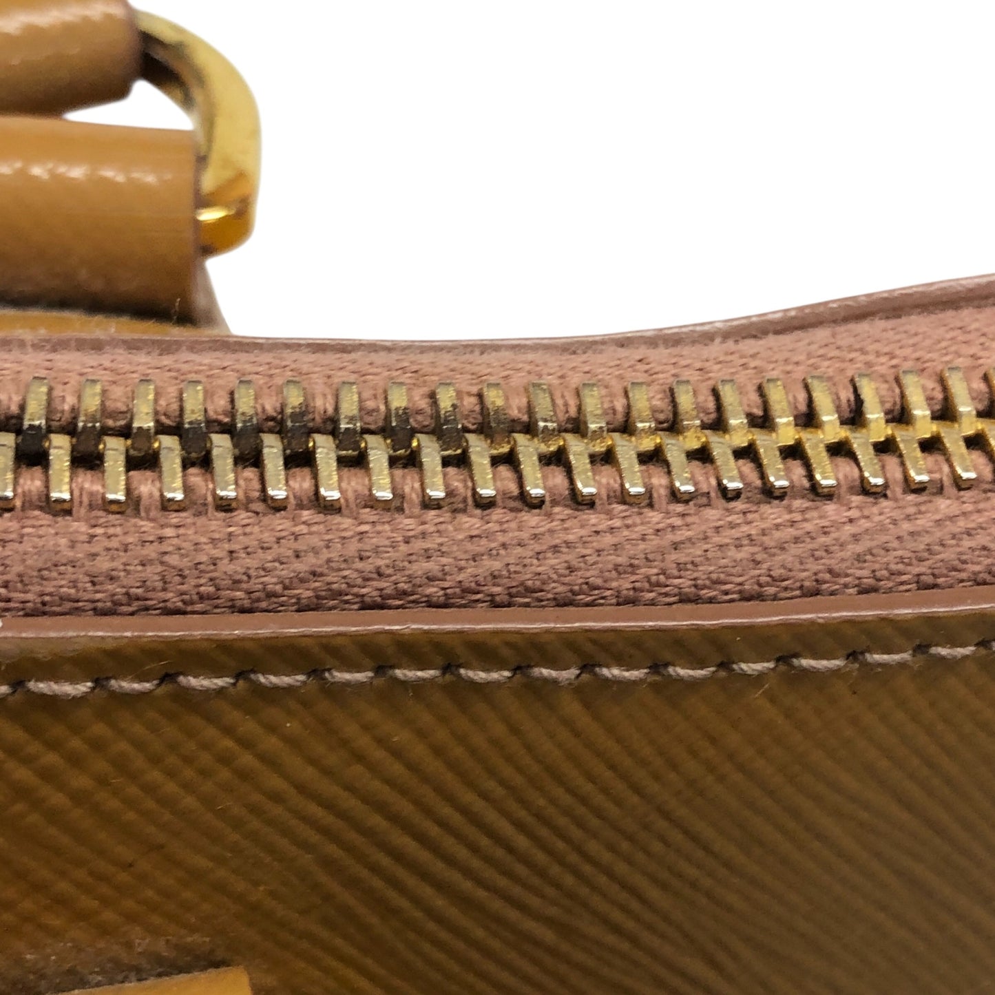 Saffiano Lux