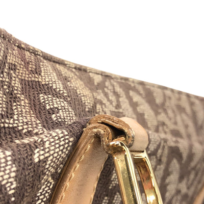 Vertical Trotter Tote