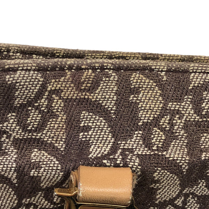 Vertical Trotter Tote