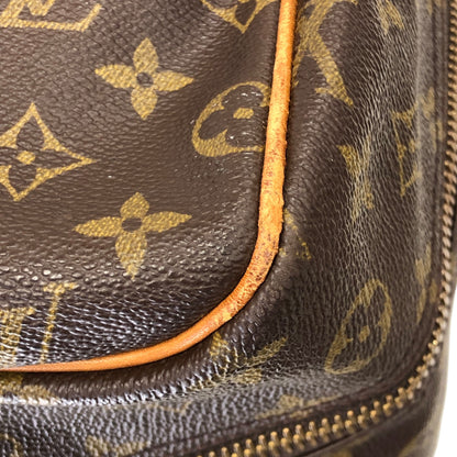 Monogram Alize 1 Poche