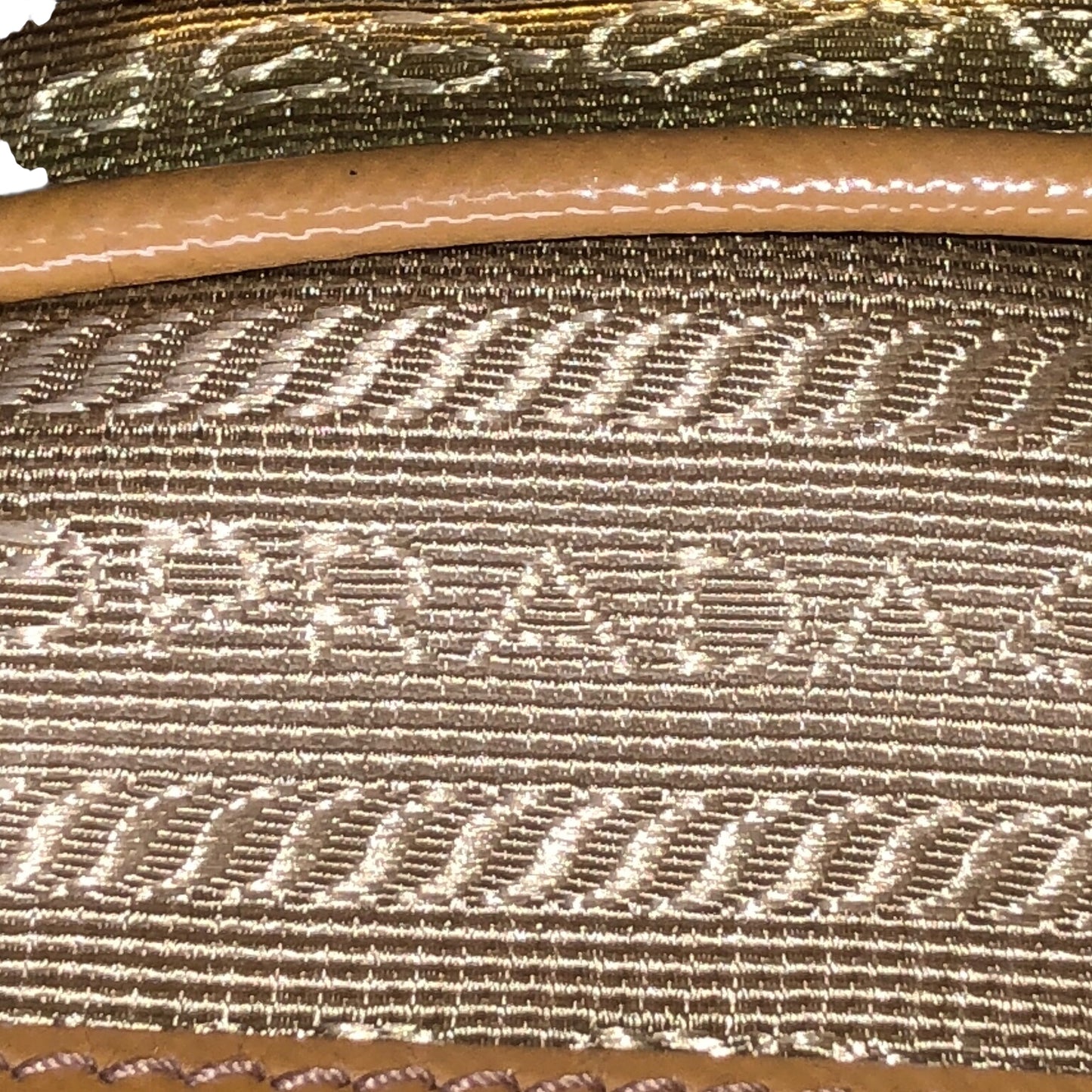 Saffiano Lux