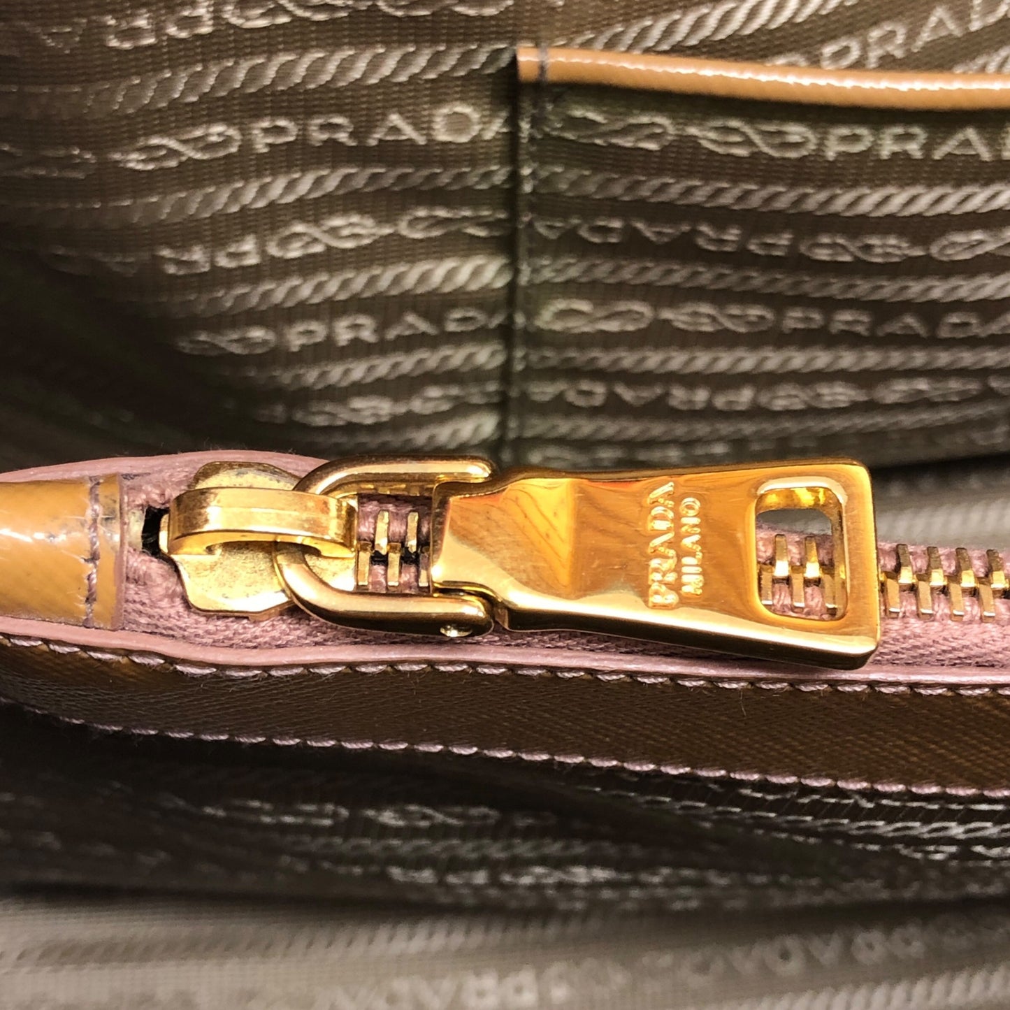 Saffiano Lux