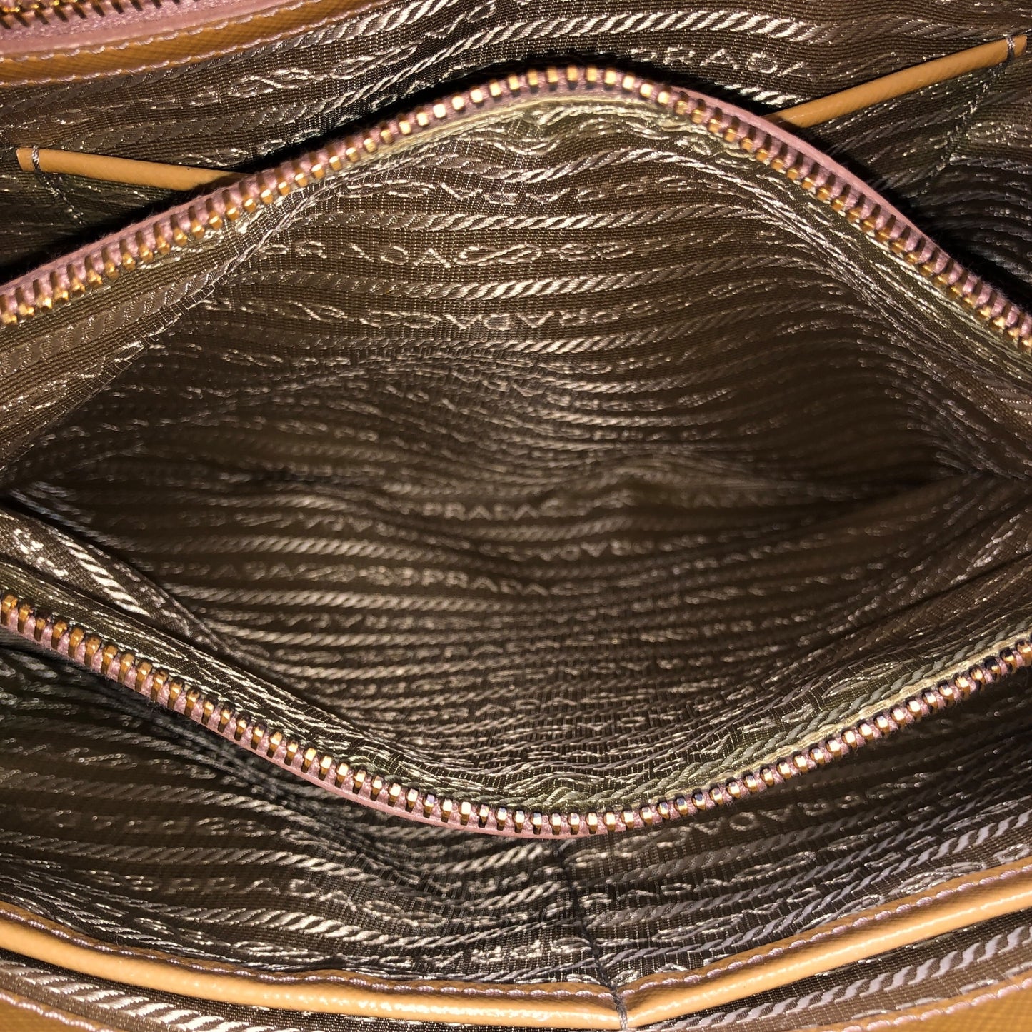Saffiano Lux