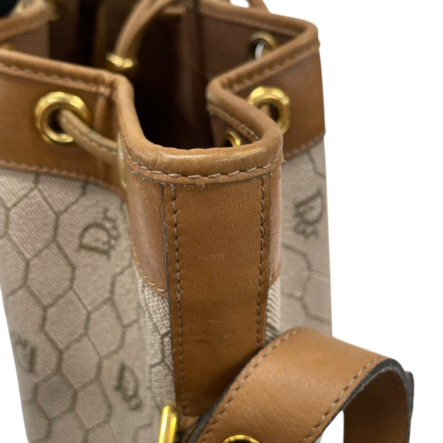 Honeycomb Bucket Bag