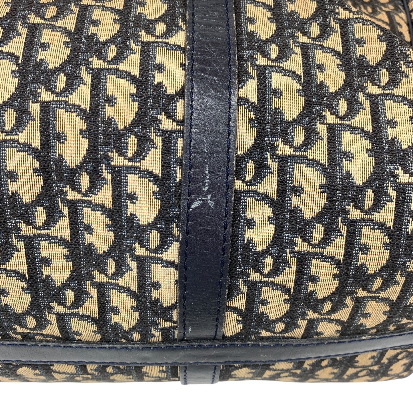Trotter Boston Bag