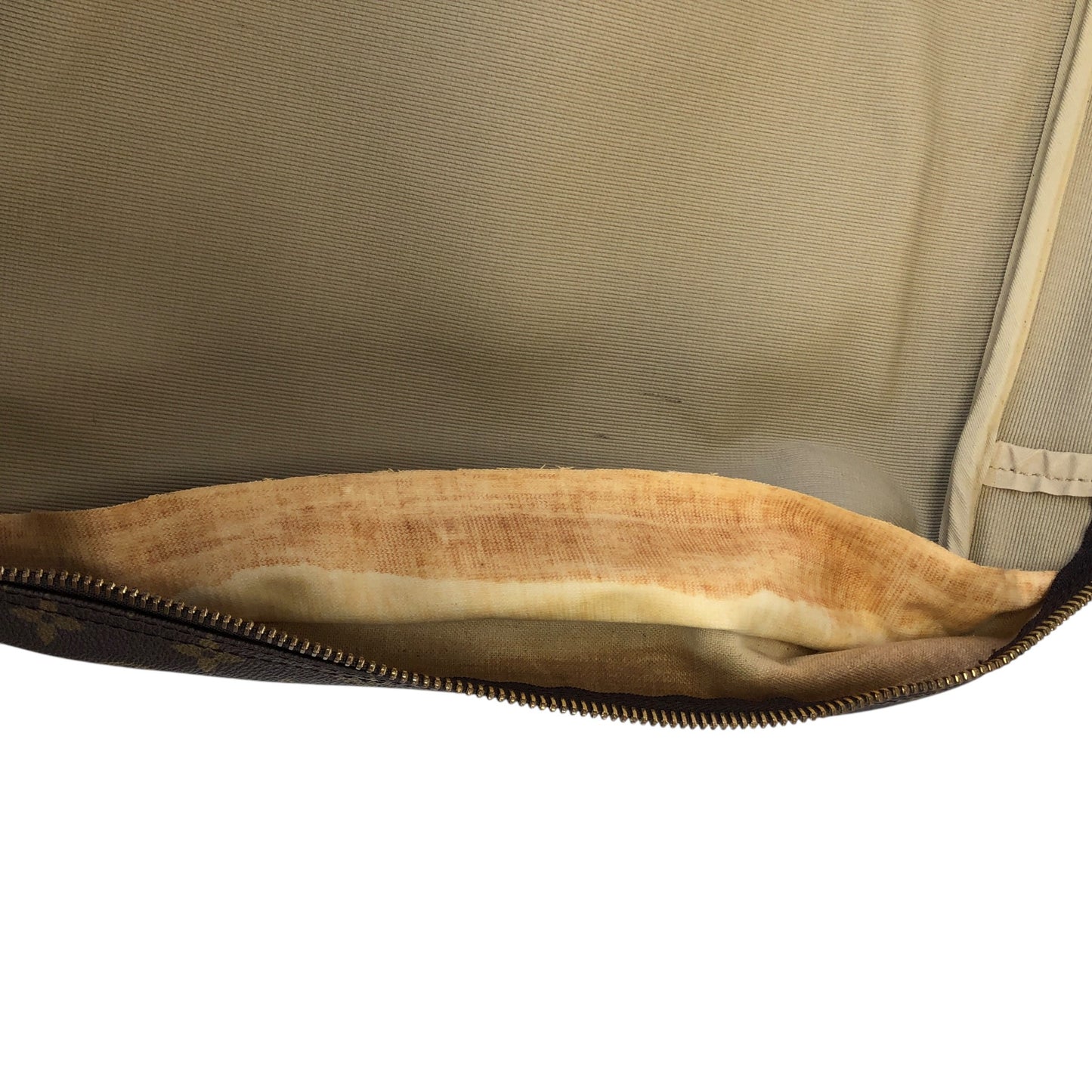 Monogram Alize 1 Poche