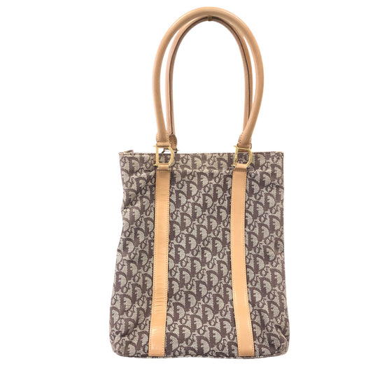 Vertical Trotter Tote